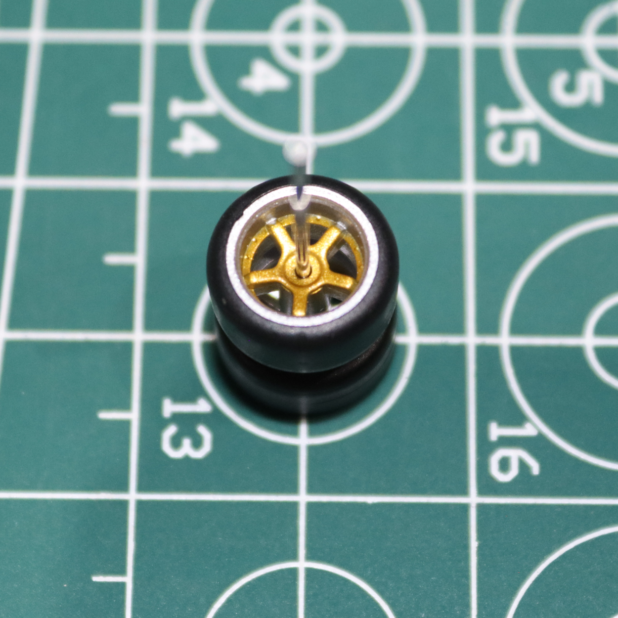 Rim 07: Silver & Gold